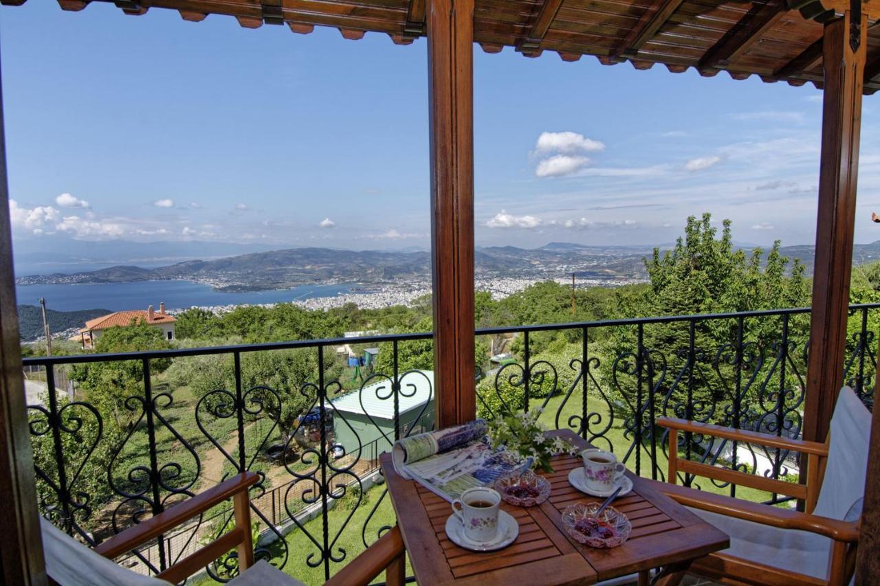 Iatrou House- Villa With Incredible View ปอร์เตเรีย ภายนอก รูปภาพ