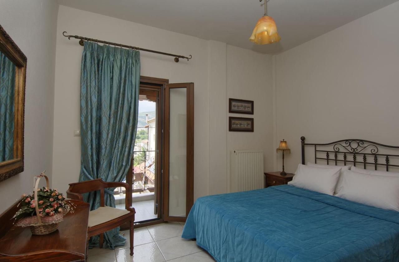 Iatrou House- Villa With Incredible View ปอร์เตเรีย ภายนอก รูปภาพ